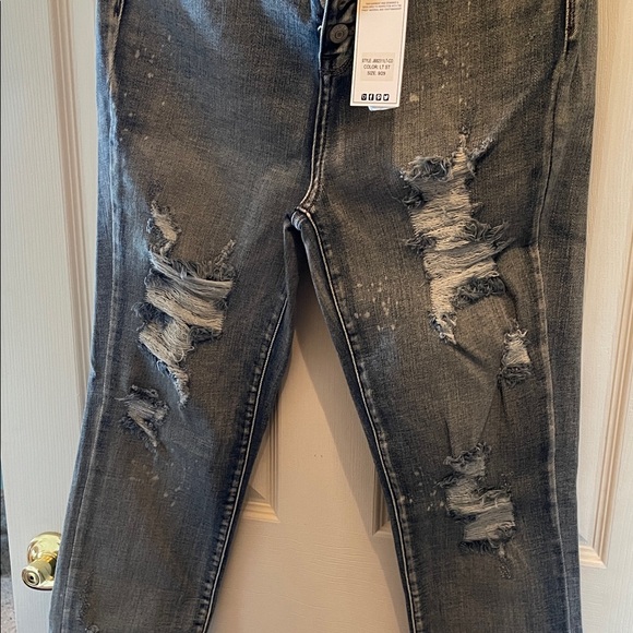 Judy Blue Women's Classic Denim Stretch Distressed Jeans size 9 - Picture 6 of 16